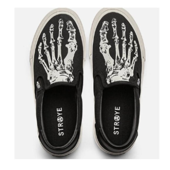 Straye Ventura Slip-On Black & White Skate Shoes 8 Men/9.5 WMS - Picture 1 of 13